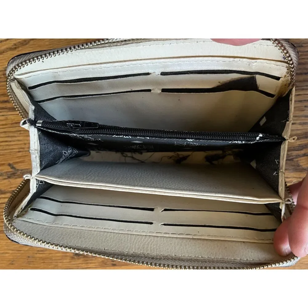 MCM White Leather Logo Purse Wallet Women's Size Small - Picture 3 of 8